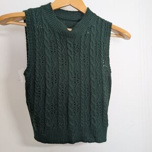 GREEN CABLE KNIT SWEATER VEST SIZE SMALL